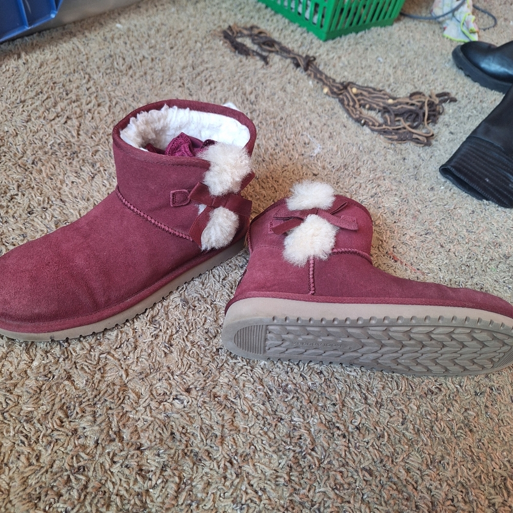 Winter boots- Koolaburra by ugss